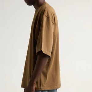 Men’s Shaka Wear Tan Oversized Short Sleeve Tee – Size L